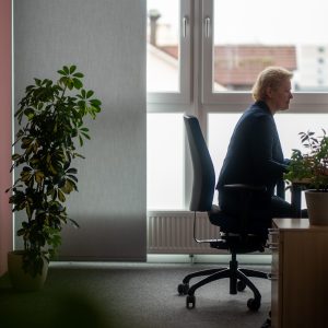 I Prokuristin Nada Eberhardt im Büro der topfact AG im Herzen Rosenheims